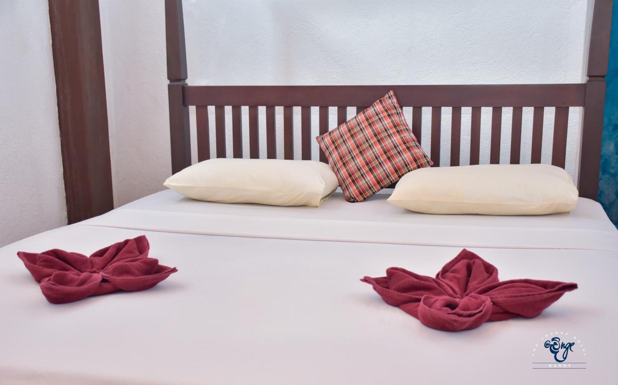 The Change Hotel Κάντι Εξωτερικό φωτογραφία
